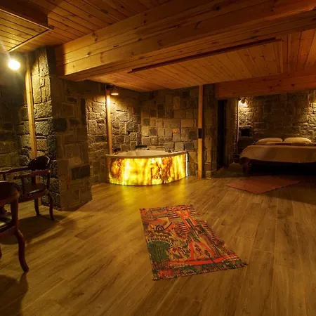 Hobbit Chalet