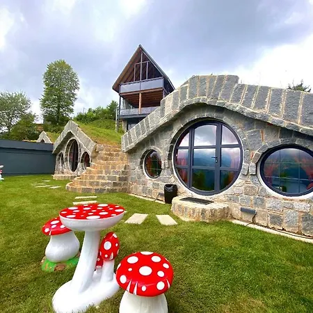 Hobbit Chalet Çamlıhemşin
